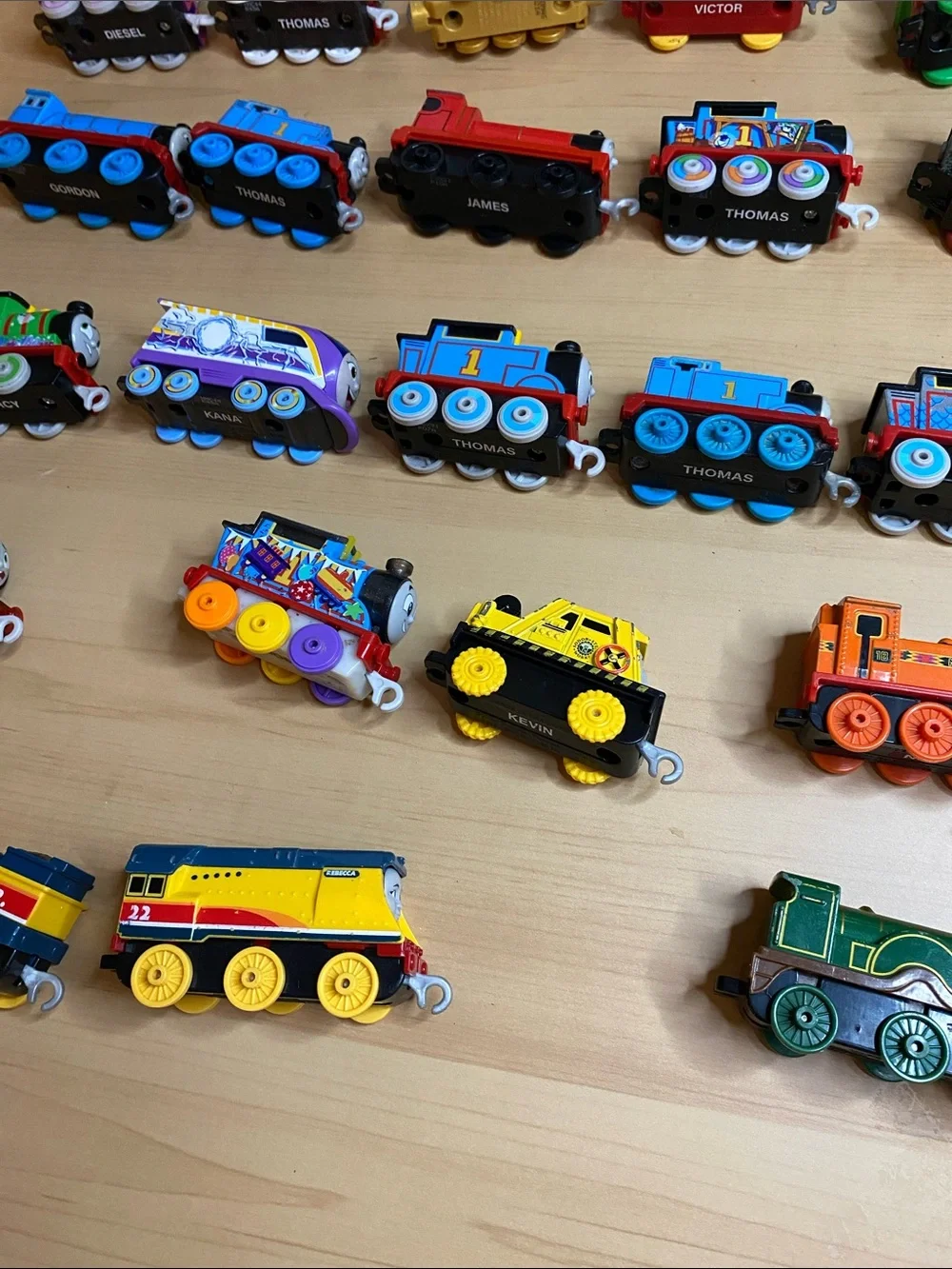 Lot vandal of 22 Thomas the Tank Engine cars various diecast
